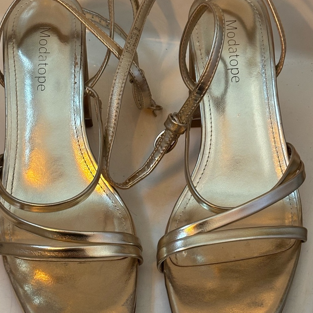 Modatope Elegant Gold Strappy Sandals